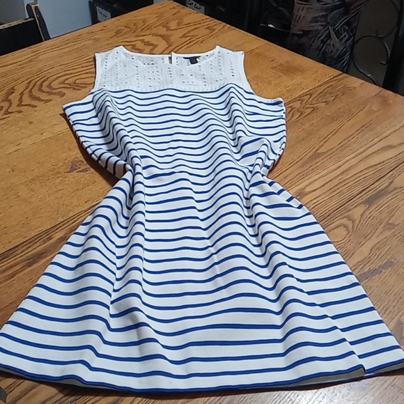 J. Crew Dresses & Skirts - J. CREW Women Dress XS Navy Blue White Sleeveless Used Preowned Casual Work